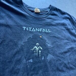 Men's Titanfall Graphic T-Shirt
